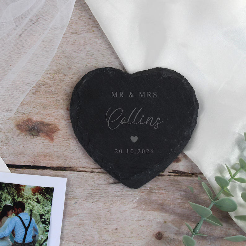 Mr & Mrs Heart Slate Coaster, Set of 2 Coasters Newlyweds Couples Wedding Day Gift, Newly Married Anniversary, Personalised Mr and Mrs Gifts