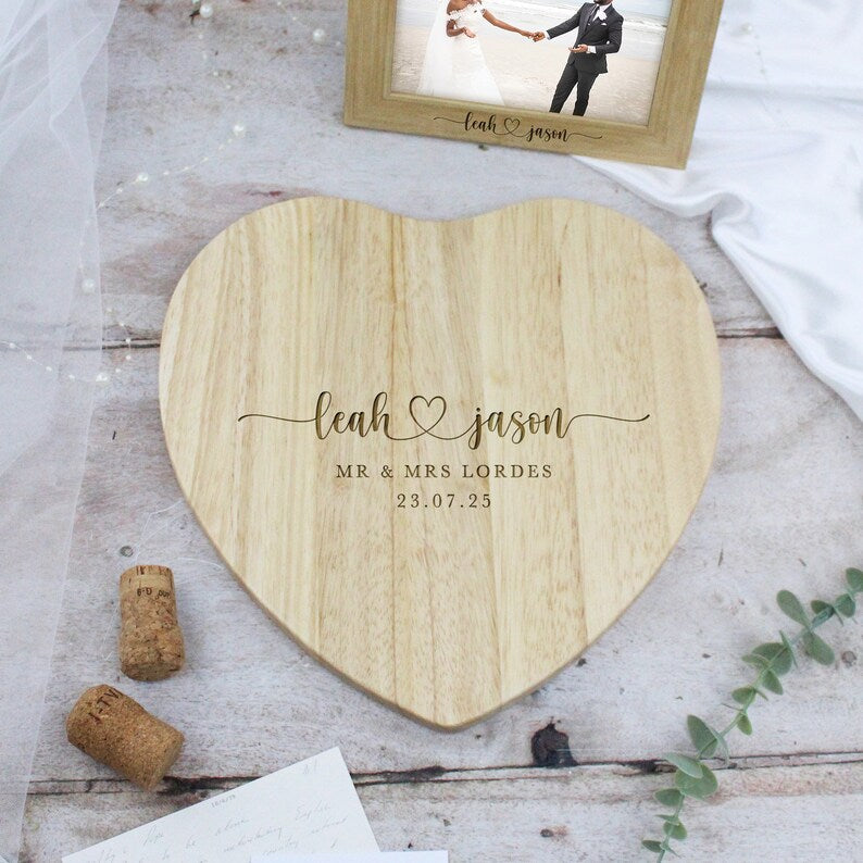 Wedding Gift Personalised Heart Shaped Chopping Board for Couples with Names, Married Surname and Wedding Date Wood, Couples Wedding Present