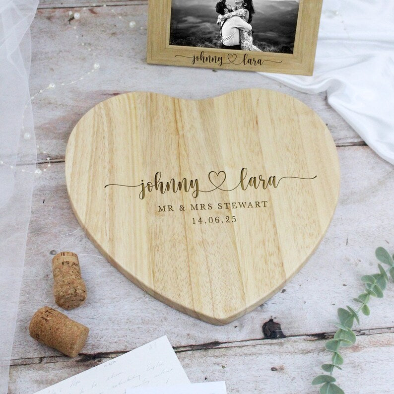 Wedding Gift Personalised Heart Shaped Chopping Board for Couples with Names, Married Surname and Wedding Date Wood, Couples Wedding Present