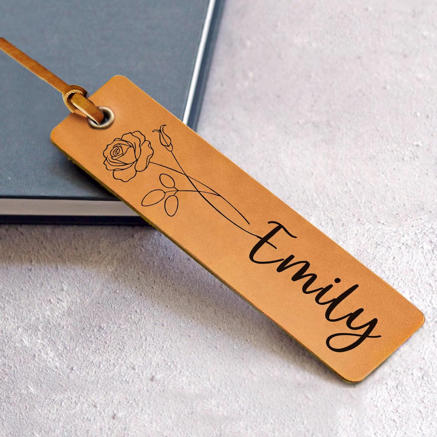 Personalised Bookmark Engraved Leather Book Mark Gifts with Birth Month Flower for Women Men Teacher Custom Bookmark Book Marks Bookmarks Gifts for Graduation Birthday Christmas (Brown)